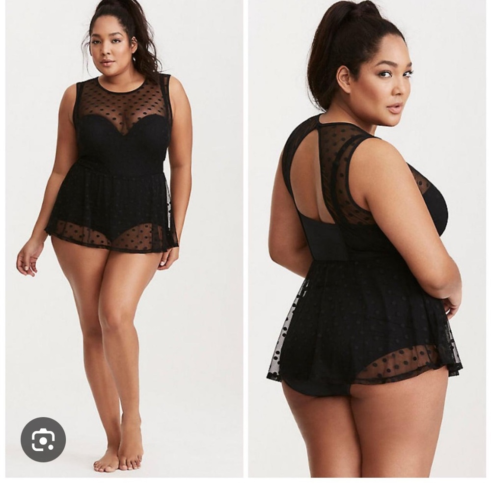 Torrid polka dot mesh bathing suit Size 2